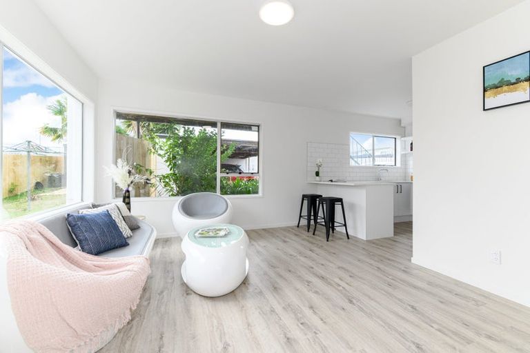 Photo of property in 5/126 Lynwood Road, New Lynn, Auckland, 0600