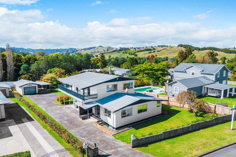 Photo of property in 19 Tarrangower Avenue, Taumarunui, 3920