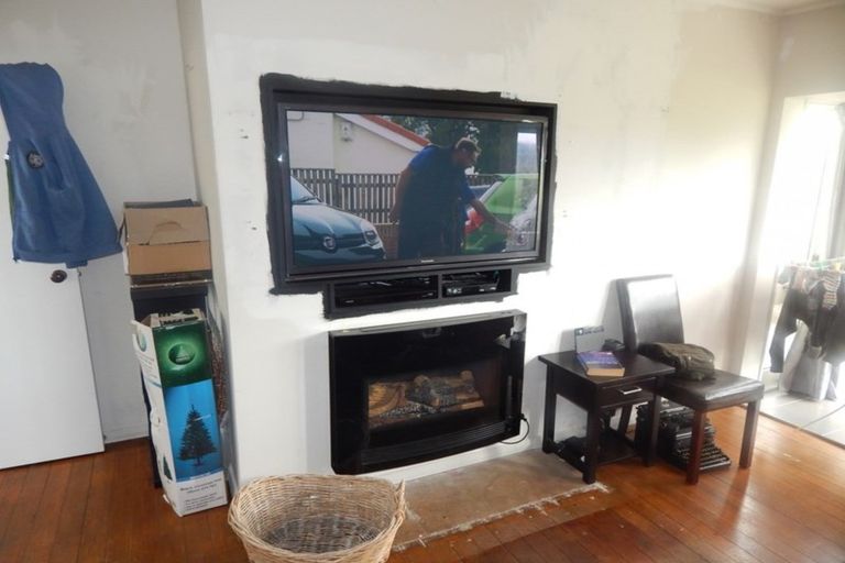 Photo of property in 123 Romilly Street, Westport, 7825