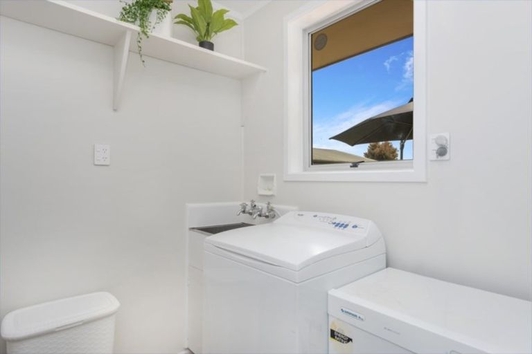 Photo of property in 50 Bernard Street, Chedworth, Hamilton, 3210