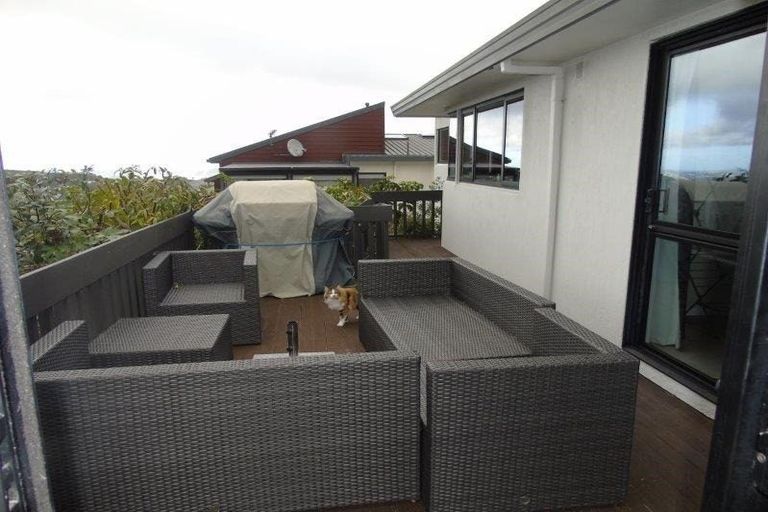 Photo of property in 26 Ramphal Terrace, Khandallah, Wellington, 6035