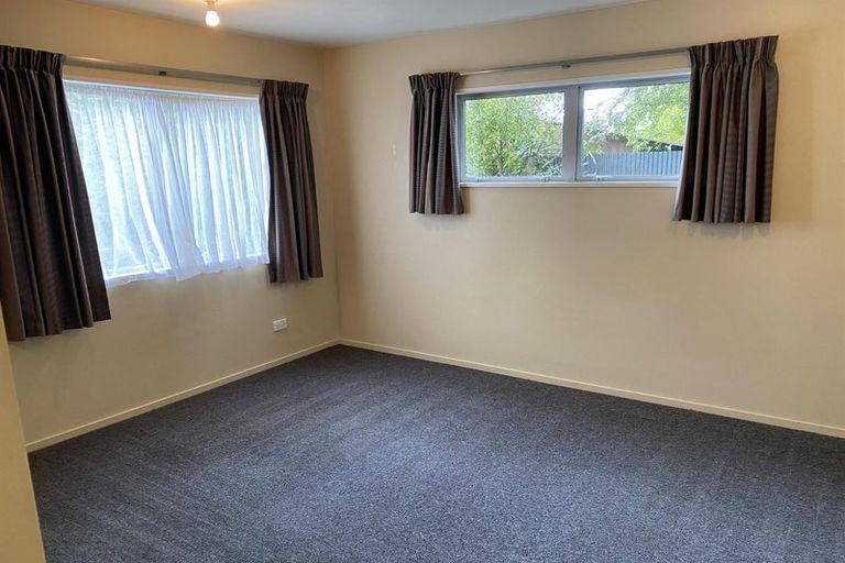 Photo of property in 53 Ilam Road, Upper Riccarton, Christchurch, 8041
