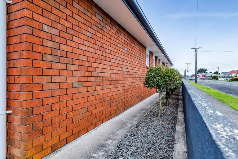 Photo of property in 20 Erin Street, Hawera, 4610