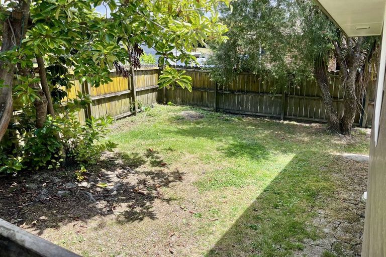 Photo of property in 29a Carillon Place, Massey, Auckland, 0614