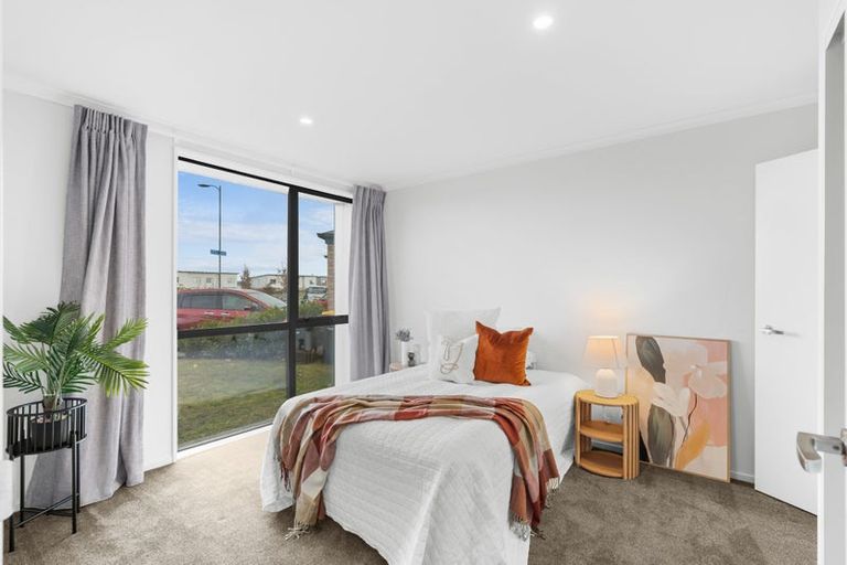 Photo of property in 10 Sholto Duncan Crescent, Halswell, Christchurch, 8025