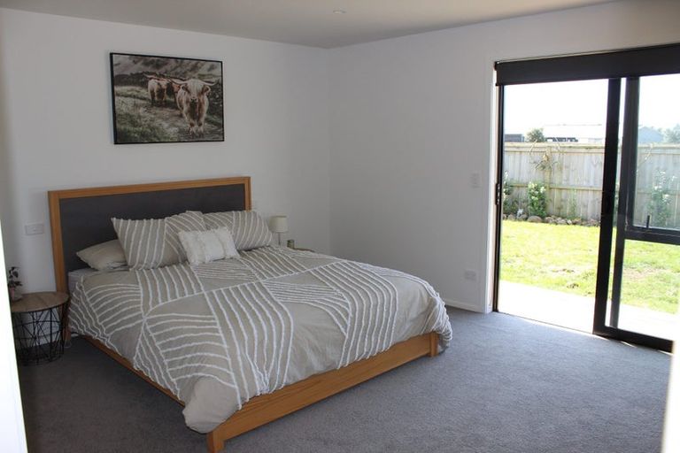 Photo of property in 2 Kotare Way, Matarangi, Whitianga, 3592