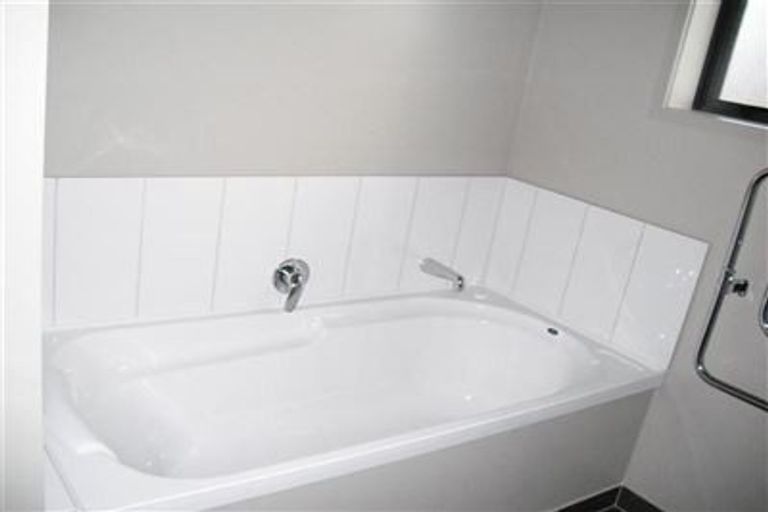 Photo of property in 134 Alfriston Road, Manurewa, Auckland, 2105