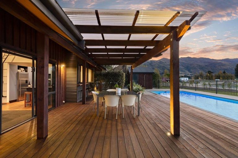 Photo of property in 34 Atkins Road, Luggate, Wanaka, 9382