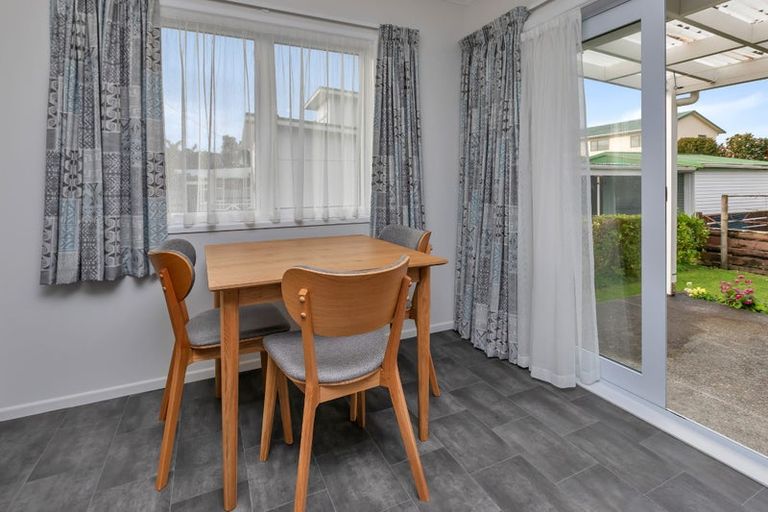 Photo of property in 21 Camellia Avenue, Ruakaka, 0116