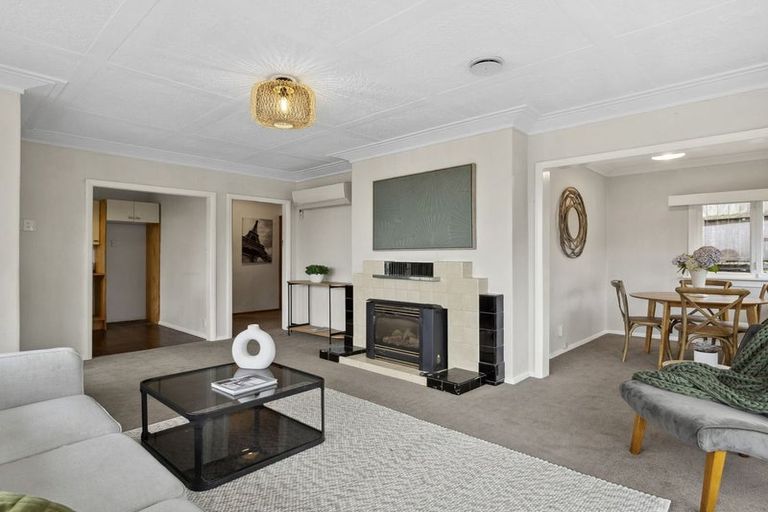 Photo of property in 369 South Road, Caversham, Dunedin, 9012