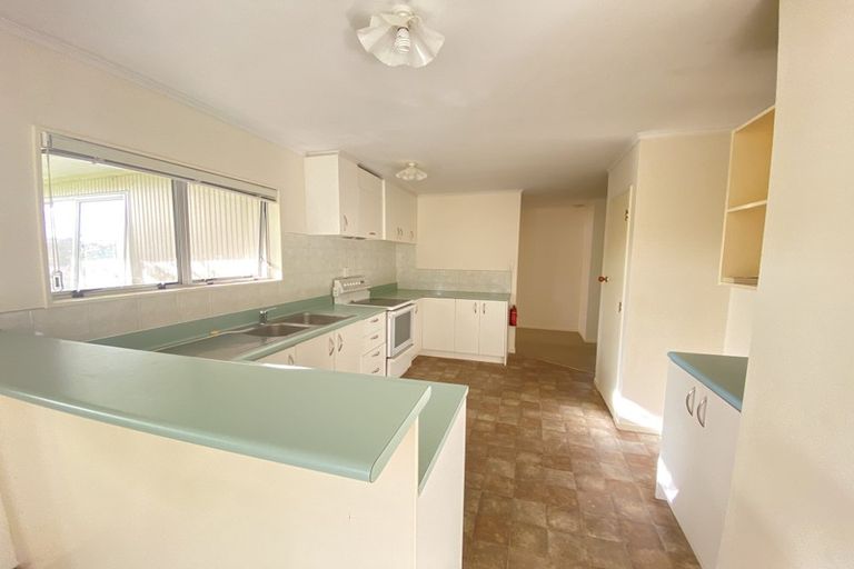 Photo of property in 14 Philson Terrace, Browns Bay, Auckland, 0630