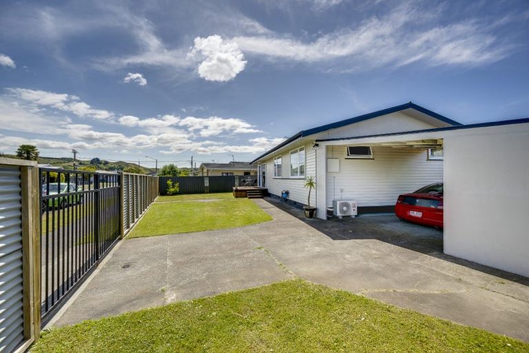 Photo of property in 7 Frickleton Street, Taradale, Napier, 4112