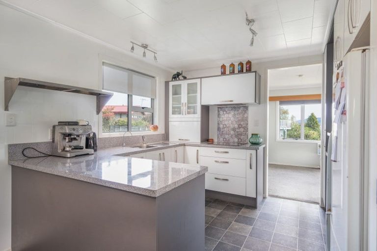 Photo of property in 12 Normand Place, Richmond Heights, Taupo, 3330