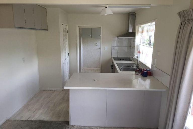 Photo of property in 1/18 Sunnynook Road, Sunnynook, Auckland, 0620