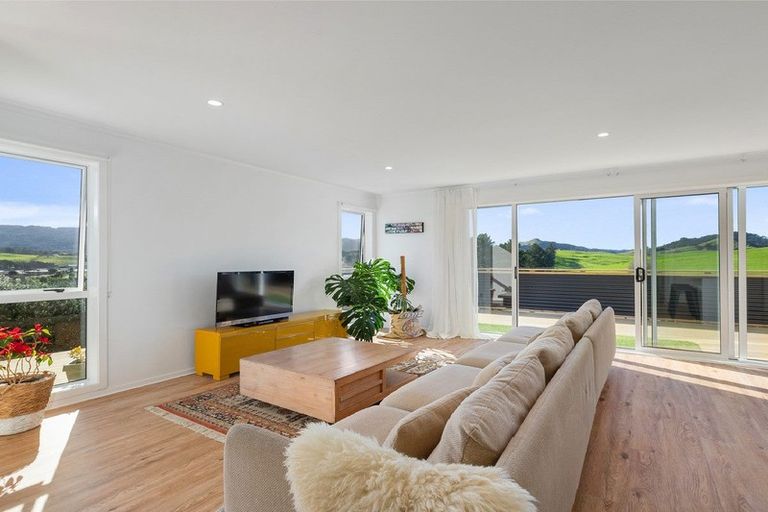 Photo of property in 10 Hillside Avenue, Mangawhai Heads, Mangawhai, 0505