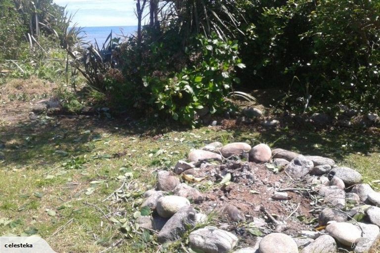 Photo of property in 33 Main Road, Hector, 7822