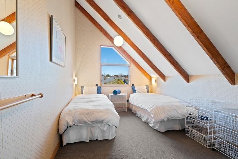 Photo of property in 127 Hunter Crescent, Wanaka, 9305