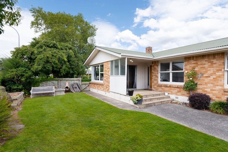 Photo of property in 21 Forsyth Street, St Andrews, Hamilton, 3200