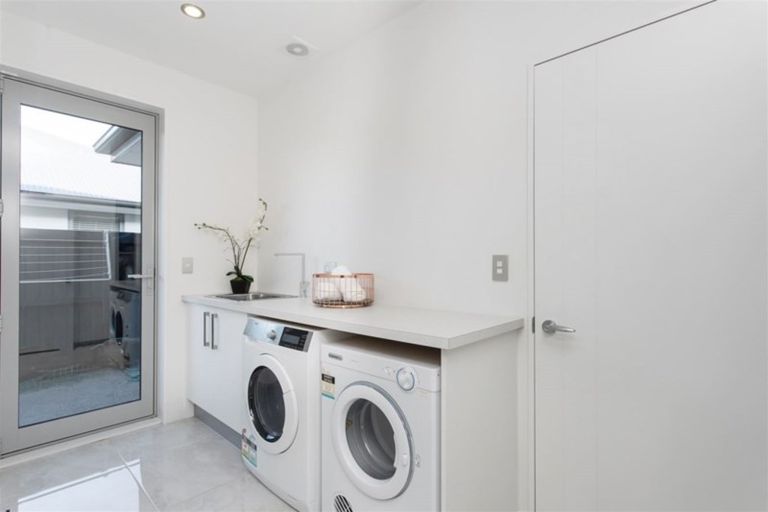 Photo of property in 28 Euphrasie Drive, Aidanfield, Christchurch, 8025