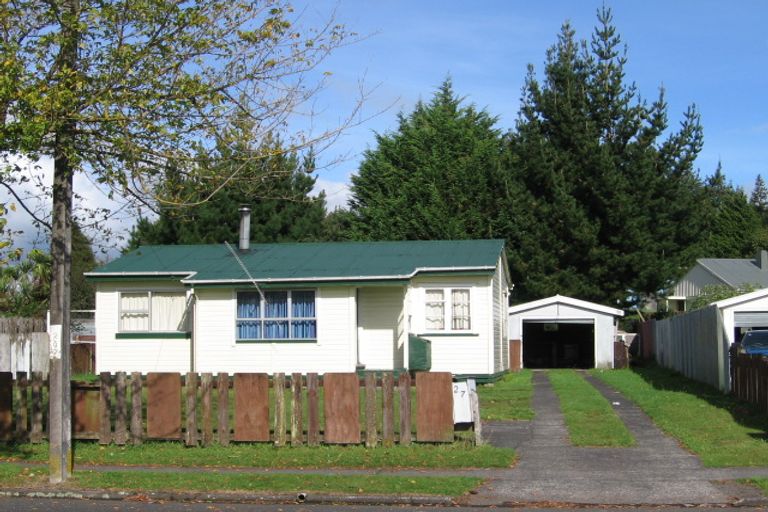 Photo of property in 27 Hawick Street, Tokoroa, 3420