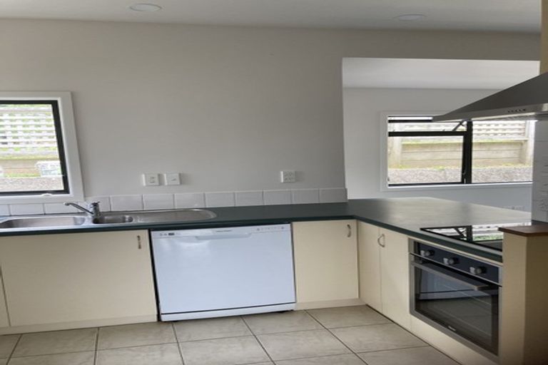 Photo of property in 2 Punjab Street, Khandallah, Wellington, 6035