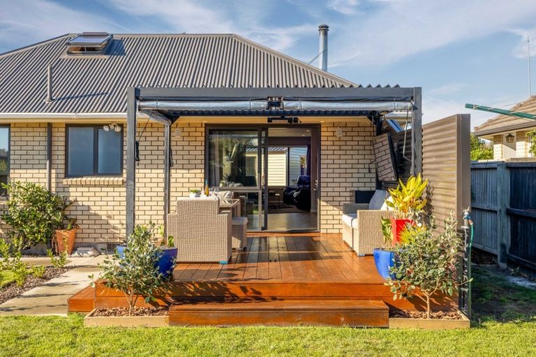 Photo of property in 102 Bridge Street, New Brighton, Christchurch, 8061