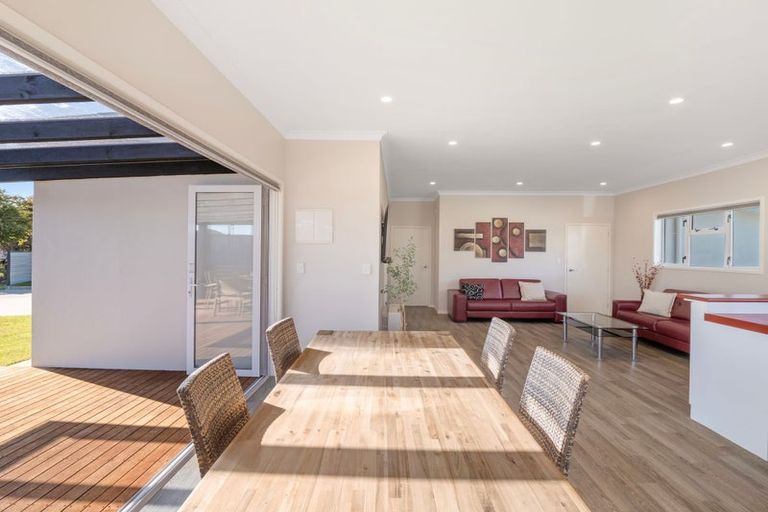 Photo of property in 4 Iwiroa Terrace, Durie Hill, Whanganui, 4500