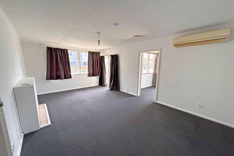 Photo of property in 18 Dowding Street, Melville, Hamilton, 3206