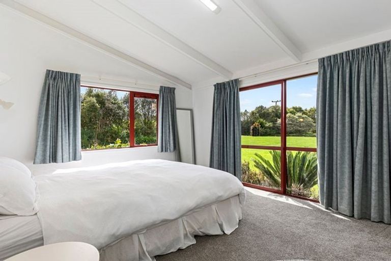 Photo of property in 1951 Cove Road, Mangawhai, Kaiwaka, 0573