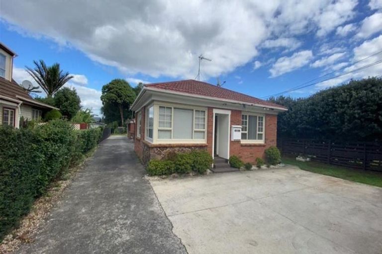 Photo of property in 1/23 Hamilton Road, Papatoetoe, Auckland, 2025