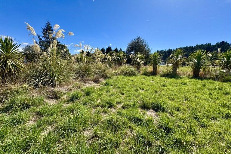 Photo of property in 16 Soper Street, Athol, 9793