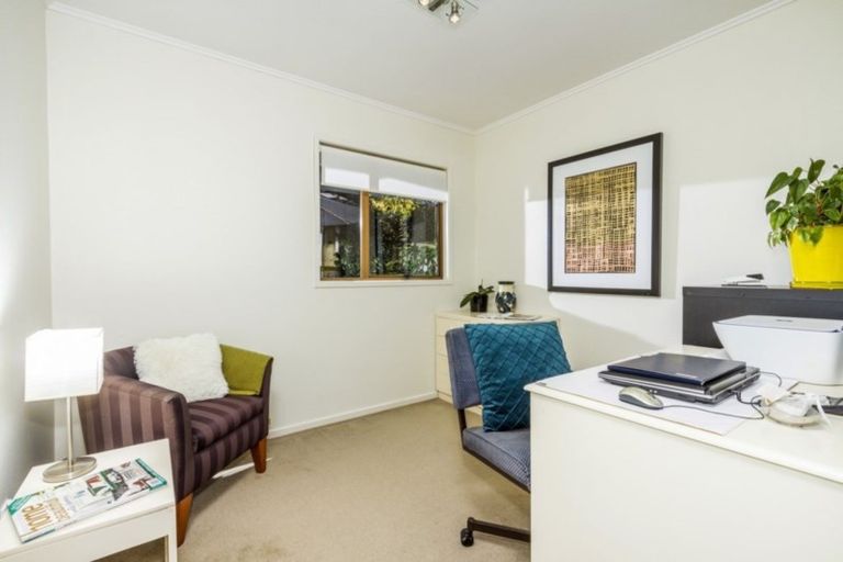 Photo of property in 1/88 Hebron Road, Waiake, Auckland, 0630