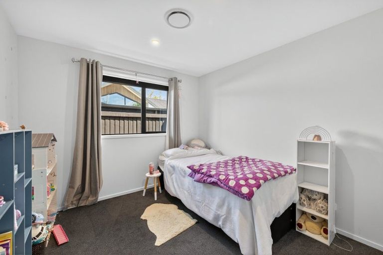 Photo of property in 11 Whitburn Avenue, Halswell, Christchurch, 8025