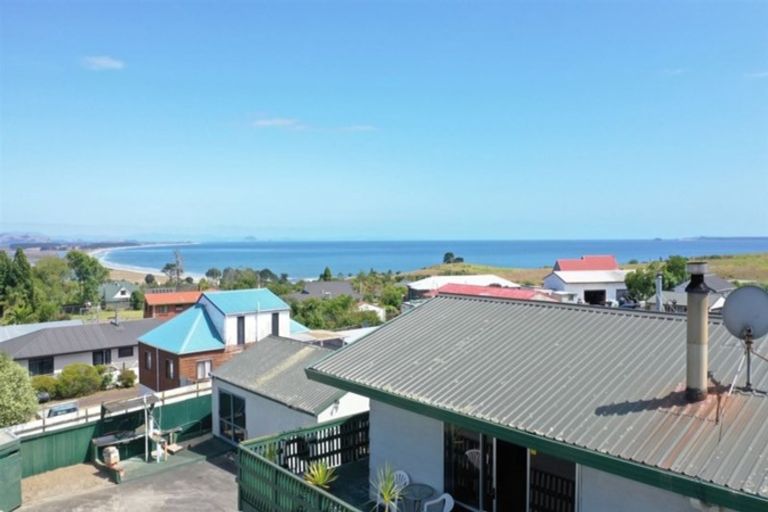 Photo of property in 2 Ngaparaoa Drive, Maketu, Te Puke, 3189