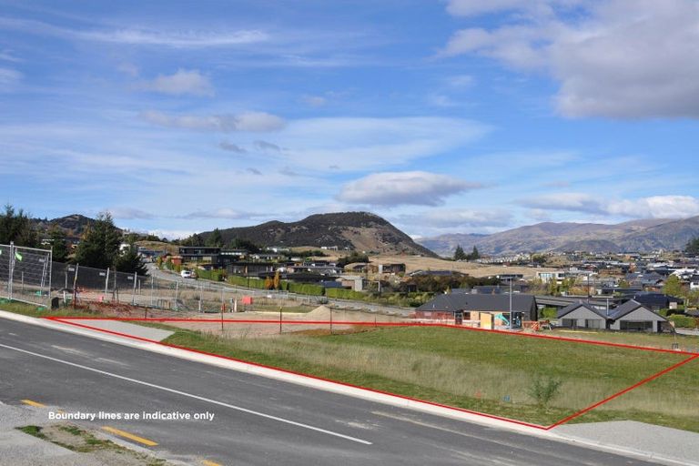 Photo of property in 3 Tuohy Lane, Wanaka, 9305