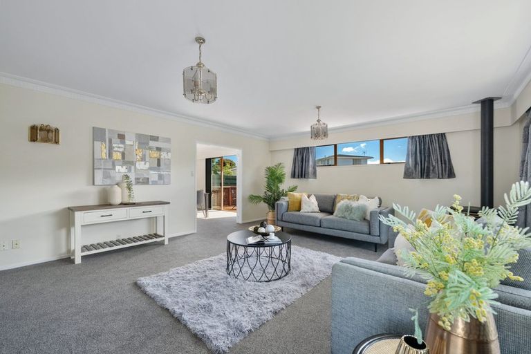 Photo of property in 18 De Menech Grove, Avalon, Lower Hutt, 5011