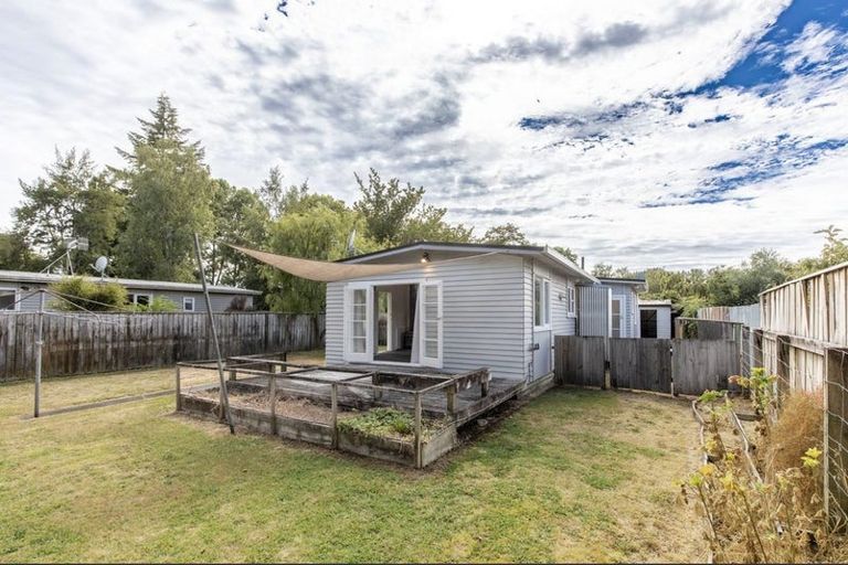 Photo of property in 162 Te Rangitautahanga Road, Turangi, 3334