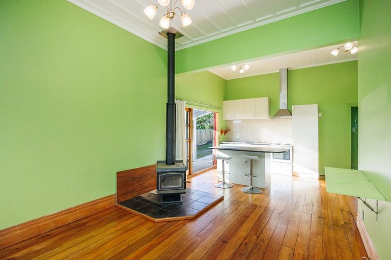 Photo of property in 28 Alexander Street, Awapuni, Palmerston North, 4412