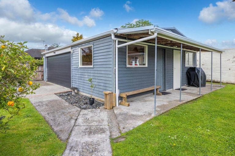 Photo of property in 20 Oxford Street, Fairfield, Hamilton, 3214