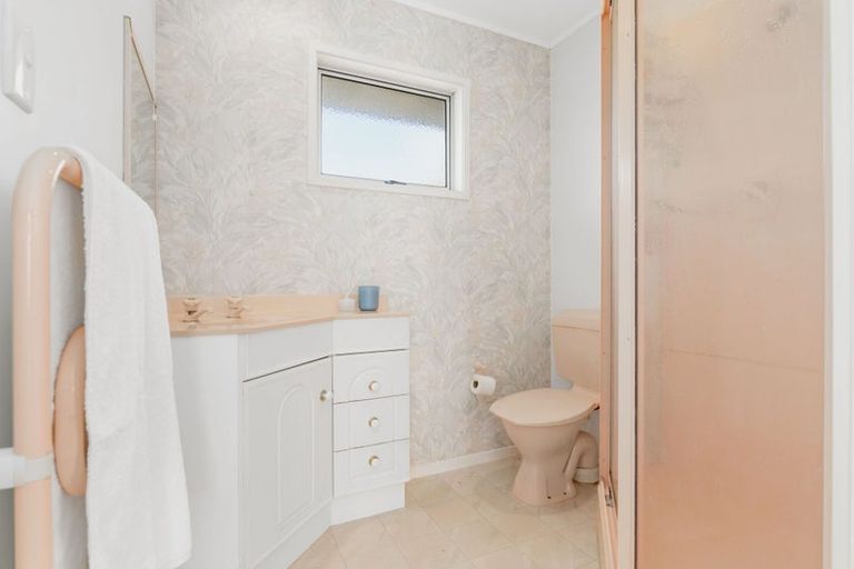 Photo of property in 37 Amanda Avenue, Dinsdale, Hamilton, 3204