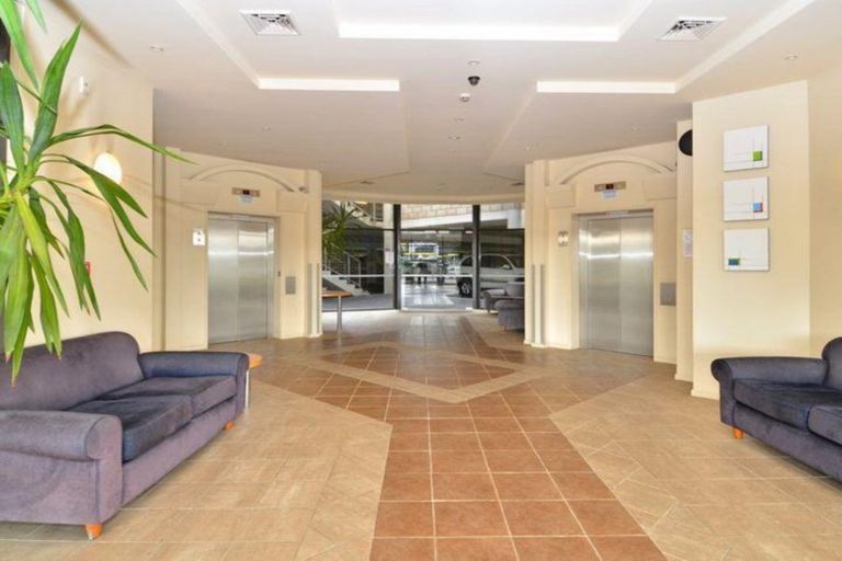 Photo of property in The Rennaissance, 10f/18 Ronwood Avenue, Manukau, Auckland, 2104