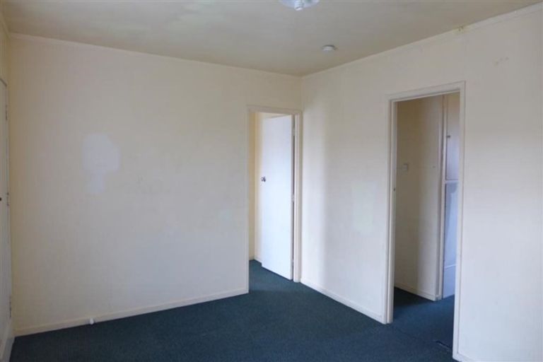 Photo of property in 4/76 Portage Road, New Lynn, Auckland, 0600
