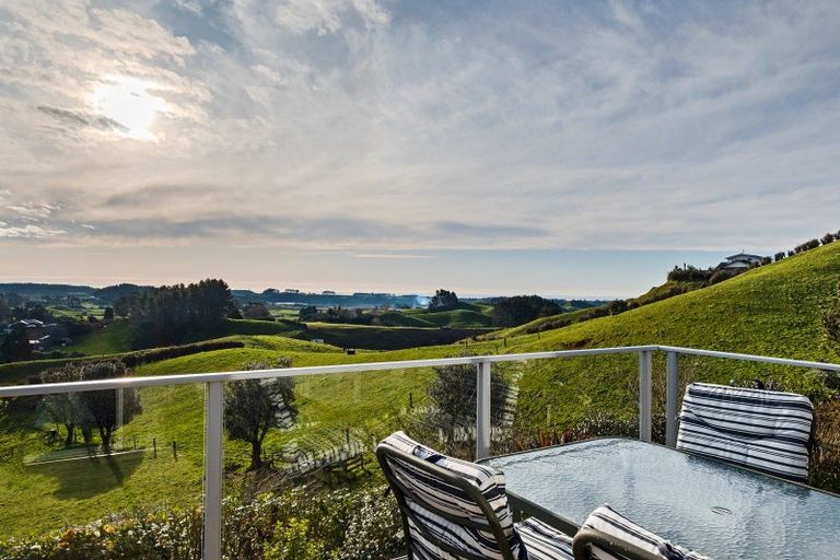 Photo of property in 169 King Road, Inglewood, 4386