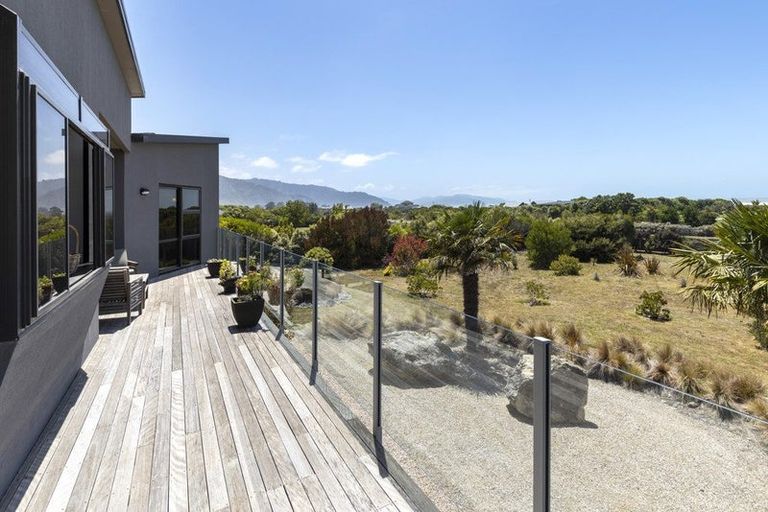 Photo of property in 22 Edgewater Place, Rarangi, Blenheim, 7273