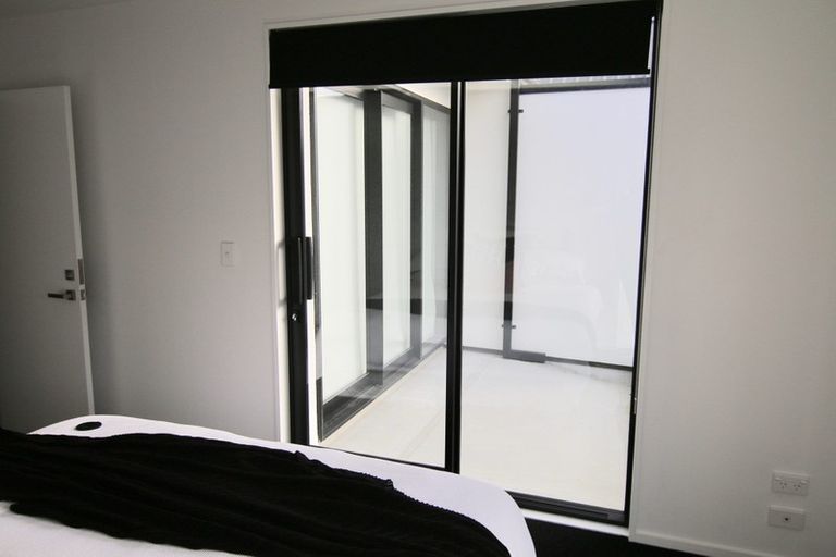 Photo of property in 138d Holly Road, St Albans, Christchurch, 8014