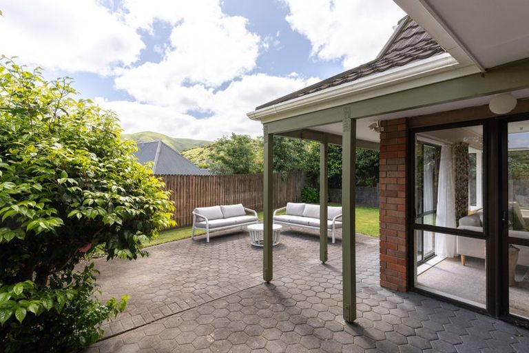 Photo of property in 46 Burbank Crescent, Churton Park, Wellington, 6037