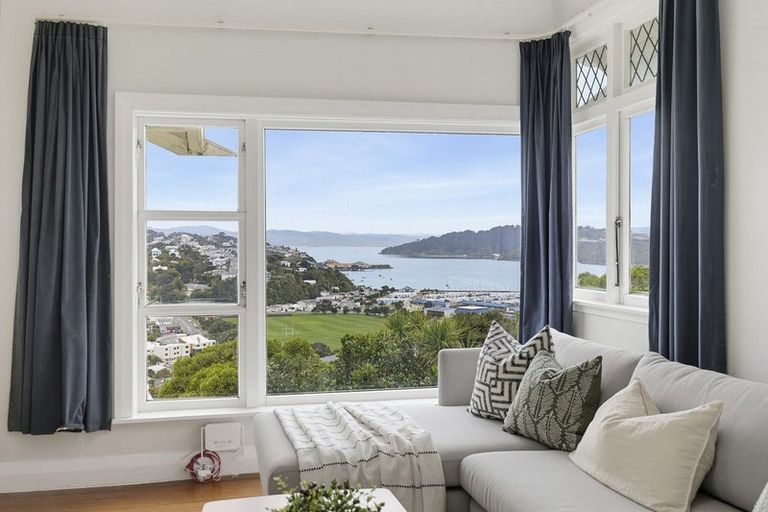 Photo of property in 10 Kotinga Street, Kilbirnie, Wellington, 6022