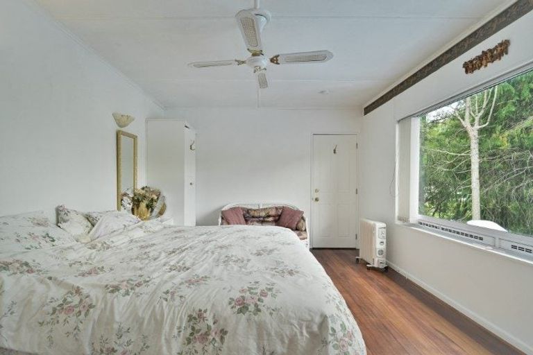 Photo of property in 1664 Kahuranaki Road, Kahuranaki, Havelock North, 4295