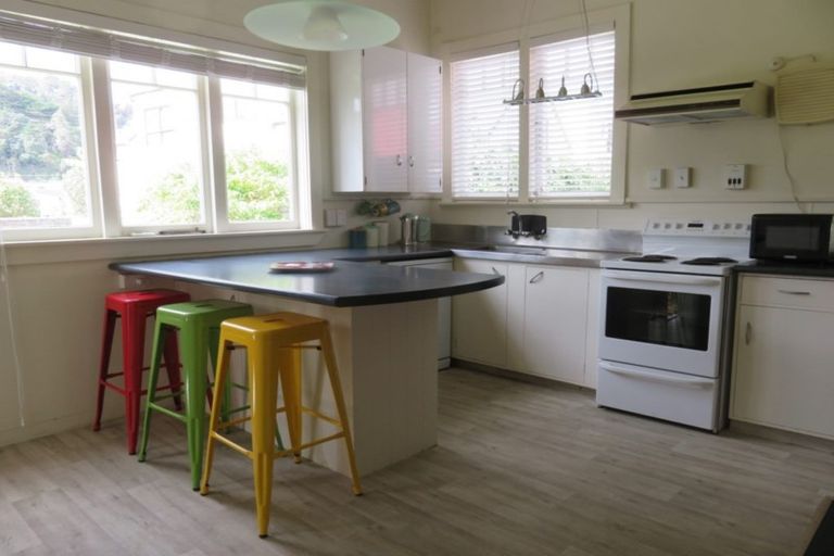 Photo of property in 104 Beach Road, Thames, 3500