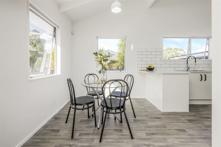 Photo of property in 1/125 Settlement Road, Papakura, 2110